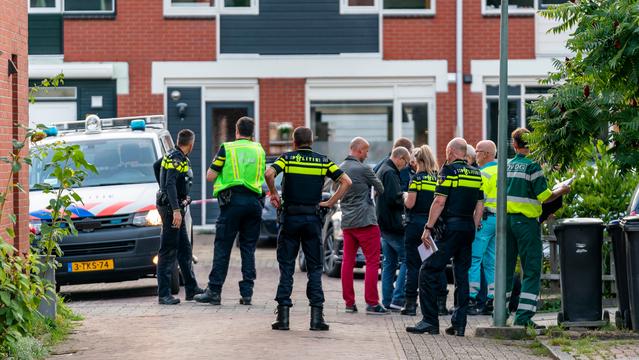 Politie vermoedt gezinsdrama na schietincident met drie doden in Dordrecht | NU - Het laatste nieuws het eerst op NU.nl