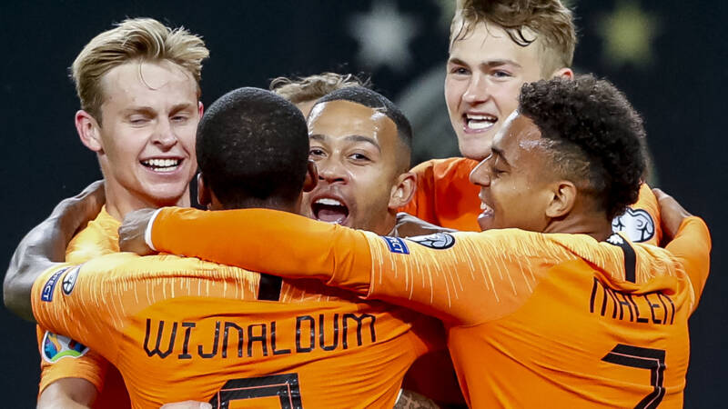 Ontketend Oranje krijgt Duitsland in de slotfase op de knieën (2-4)