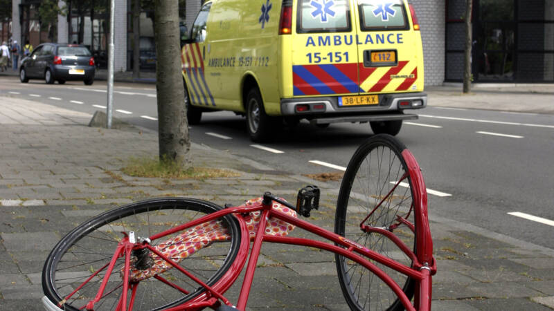 Meer zware ongelukken door elektrische fietsen  | NOS