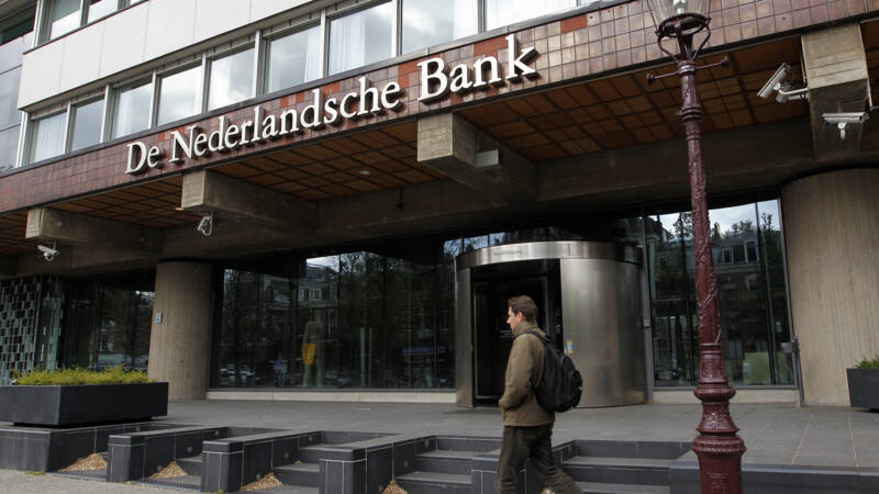 Banken moeten miljarden achter de hand houden om mogelijke daling huizenprijzen