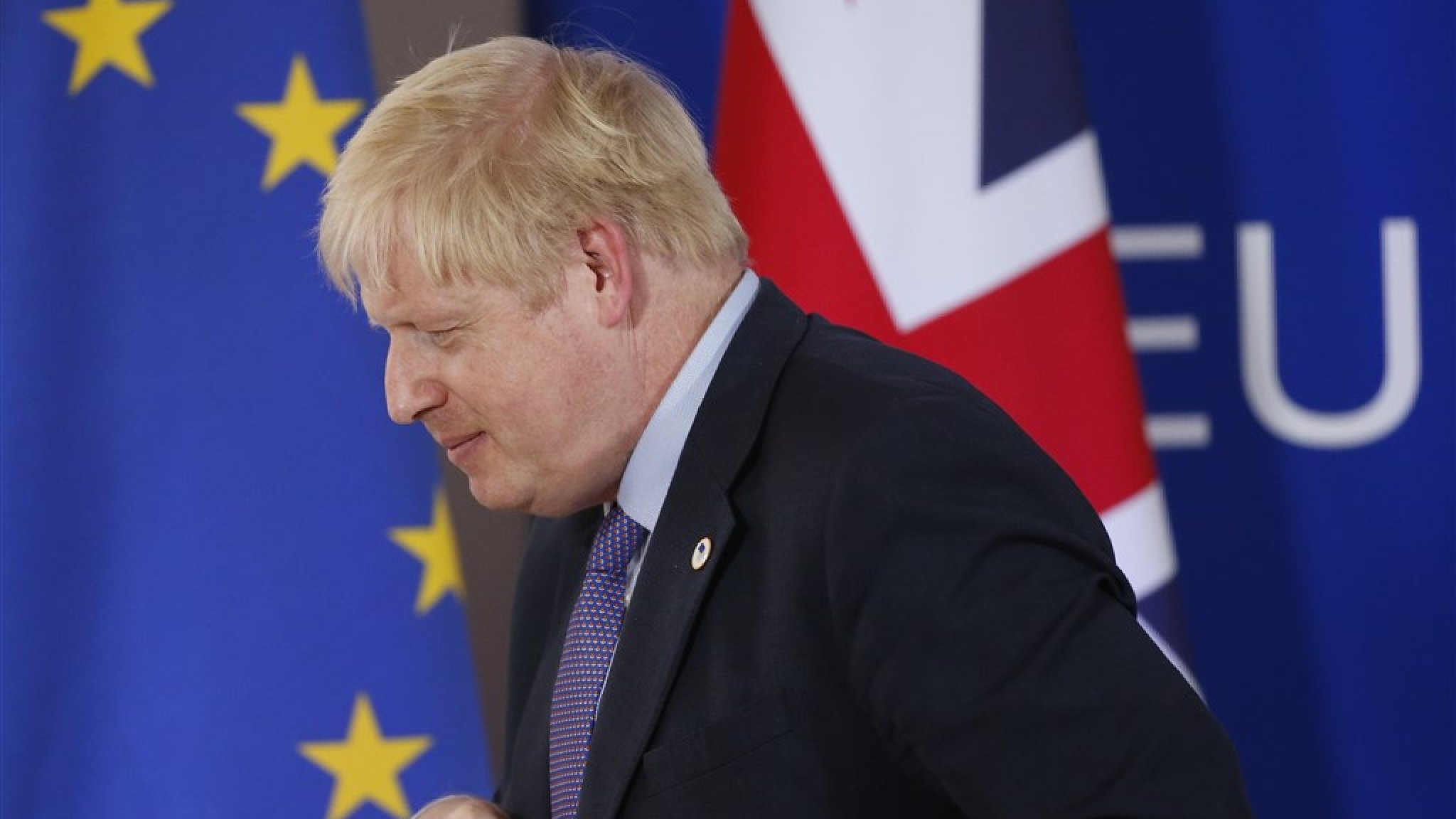 Johnson vraagt EU om uitstel brexit, maar pleit ertegen | RTL Nieuws