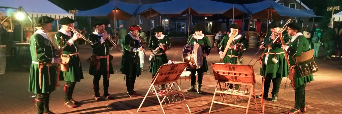 Stadspijpers tijdens Zotte Zaterdag 2019 | stadspijpers | renaissance | middeleeuwen | festival