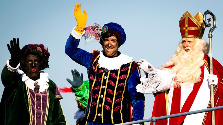 Kick Out Zwarte Piet benadert Haagse ondernemers die Sinterklaasintocht sponsoren - Omroep West