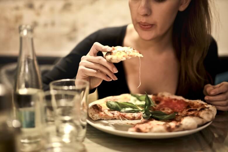 Dit doen Italianen na het eten om af te vallen, kleine moeite groot resultaat