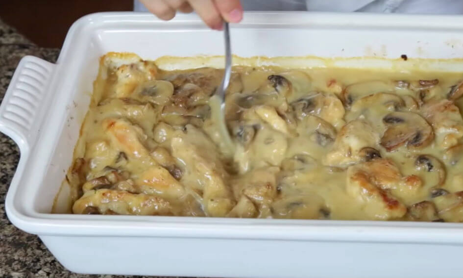 Recept: romige ovenschotel met kip en champignon - KookFans.nl