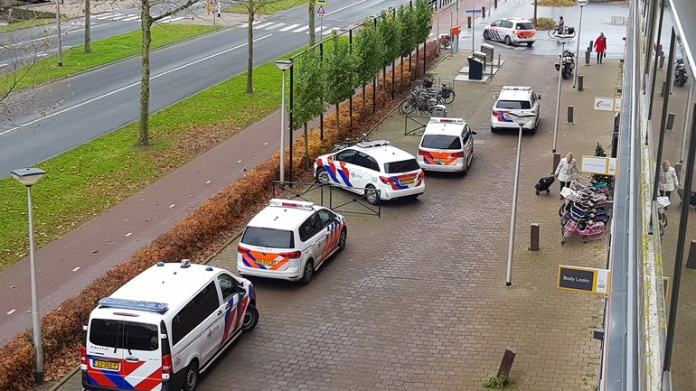 Man aangehouden na vondst dode vrouw in Hendrik-Ido-Ambacht - Rijnmond