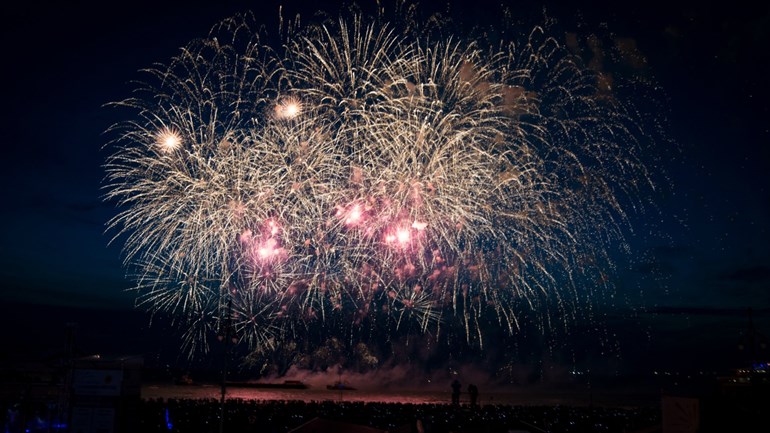 Wintervuurwerk terug op Scheveningen - Omroep West