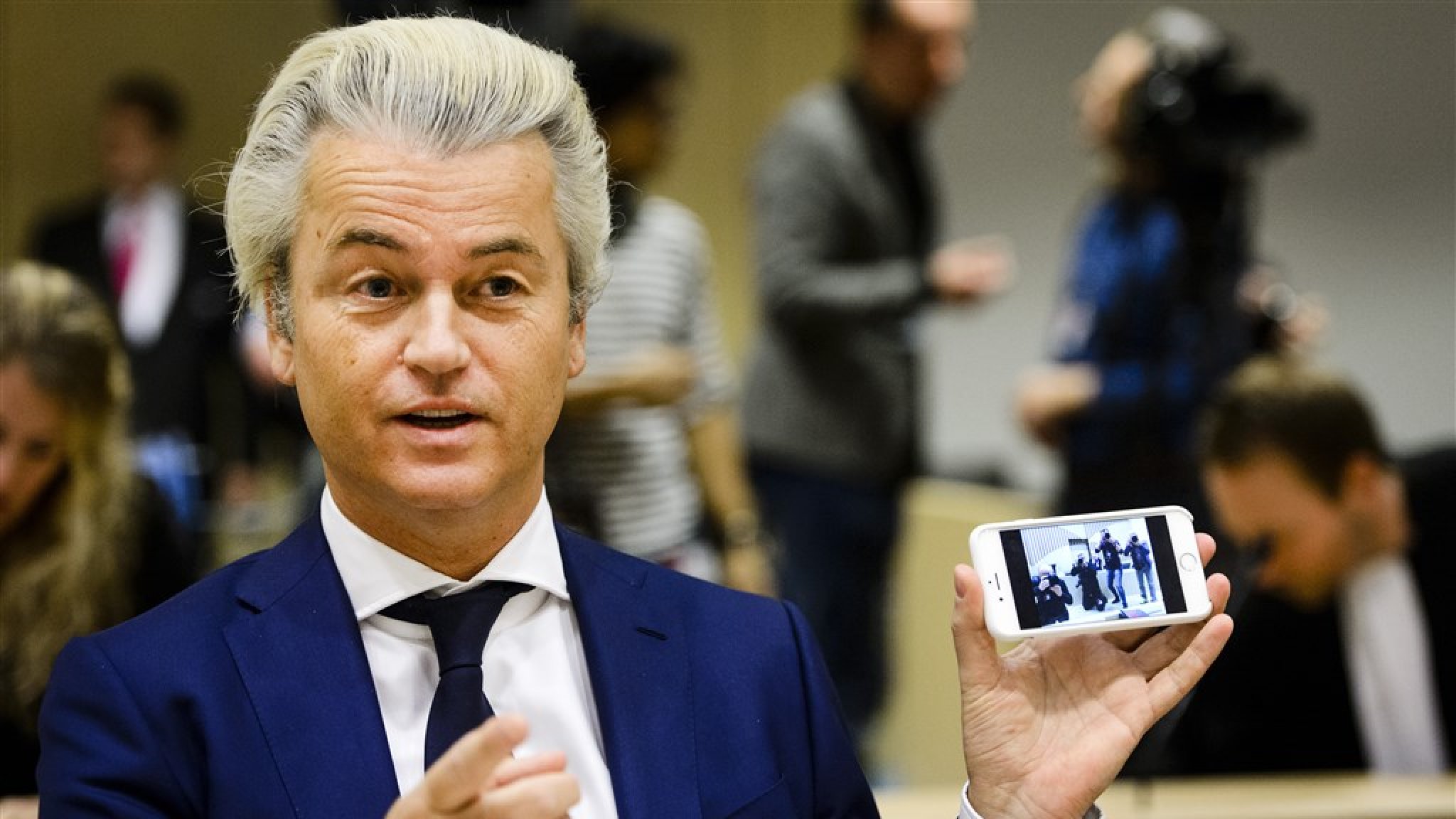Rechter: Grapperhaus moet beter zoeken naar vervolgingsbesluit Wilders | RTL Nieuws