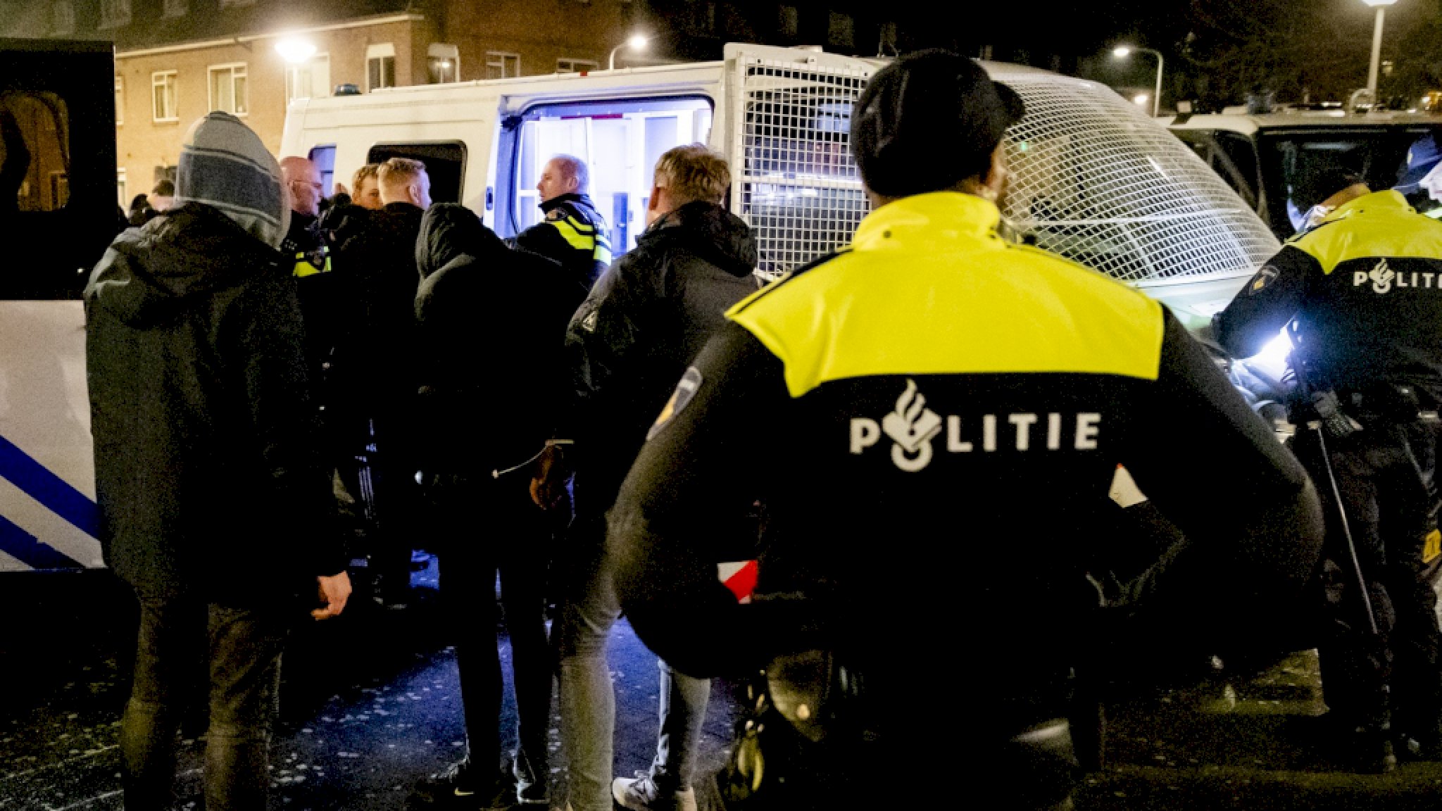 Gemeenten en korpsen slaan alarm over tekort bij politie: 'Situatie niet houdbaar' | RTL Nieuws