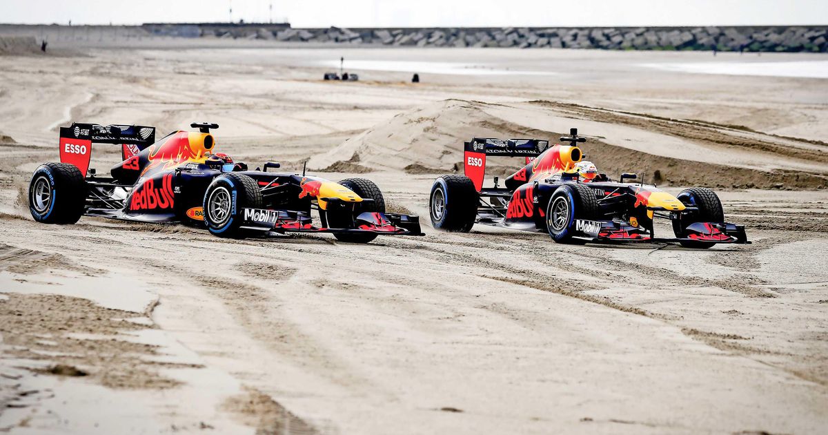 Video: Verstappen rijdt rond op Zandvoort | Autosport | Telegraaf.nl