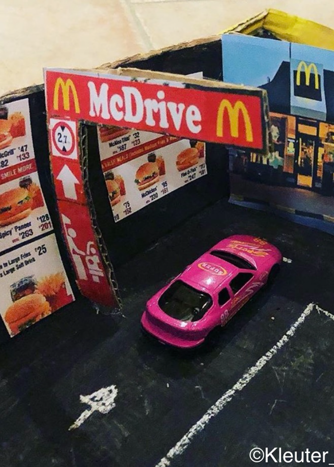 McDonald's McDrive knutselen van karton » Crea met kids