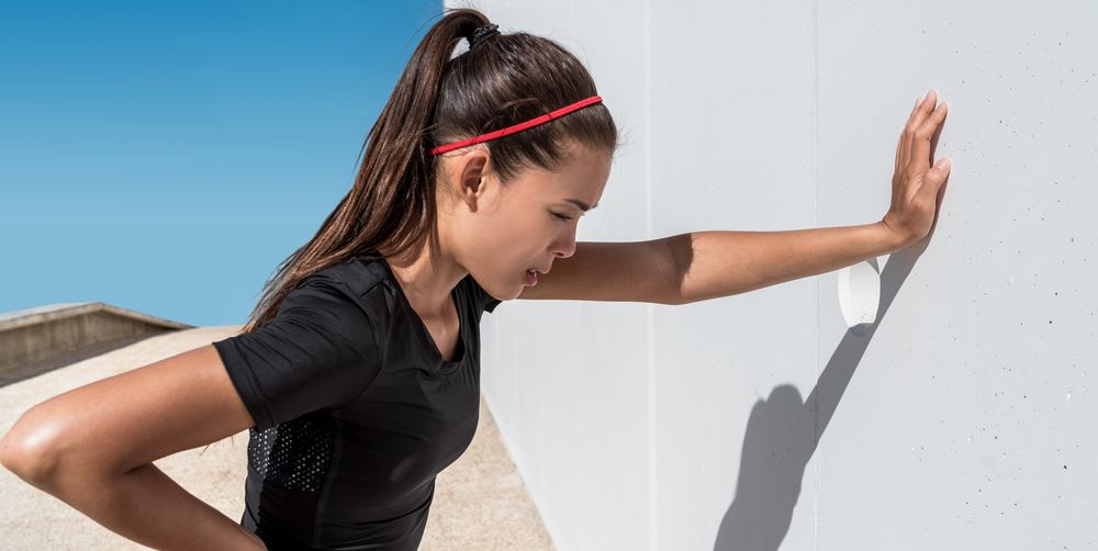 Wat veroorzaakt de steek in je zij bij het sporten?