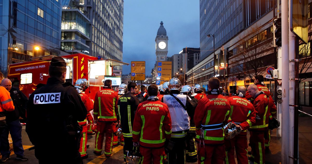 Station Gare de Lyon in Parijs ontruimd vanwege brand | Buitenland | Telegraaf.nl