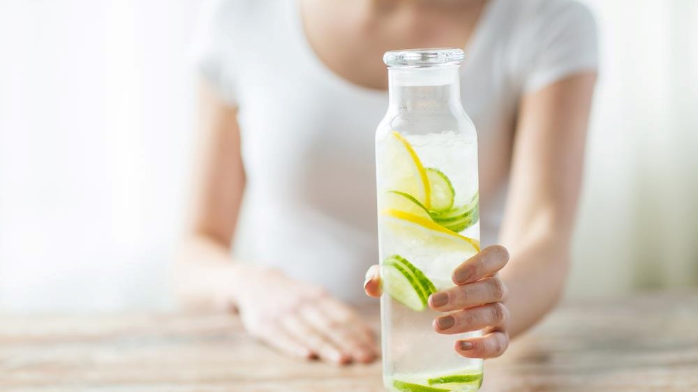 These healthy drinks you should drinks that help us lose weight easier