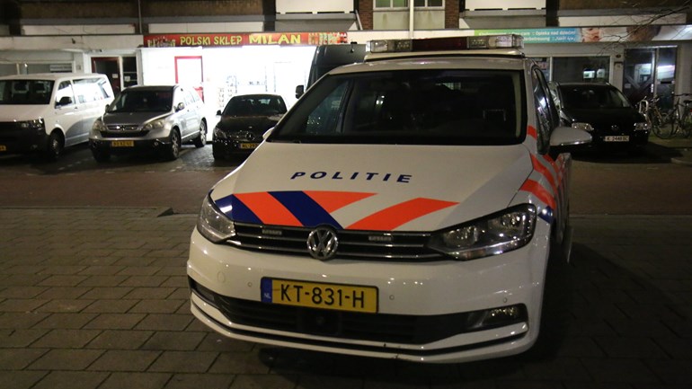 Gewapende overval op avondwinkel in Den Haag - Omroep West