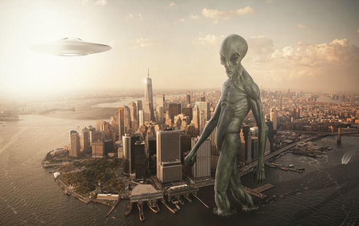 Humanity Unprepared for Alien Invasion, Will Plunge Into Chaos if Faces One, Ufologist Warns - Sputnik International