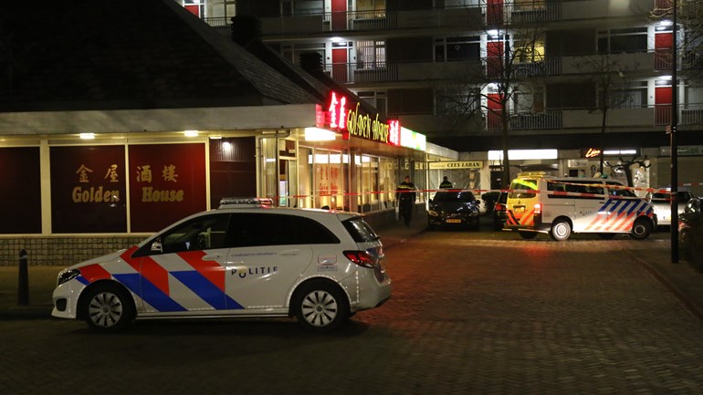 Steekpartij aan Waldhoornplein in Rijswijk, daders voortvluchtig - Omroep West