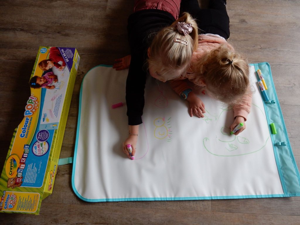 Creatief met de Crayola tekenmat » Crea met kids