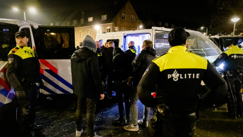 Voor het eerst in tien jaar pakt politie meer jonge verdachten op