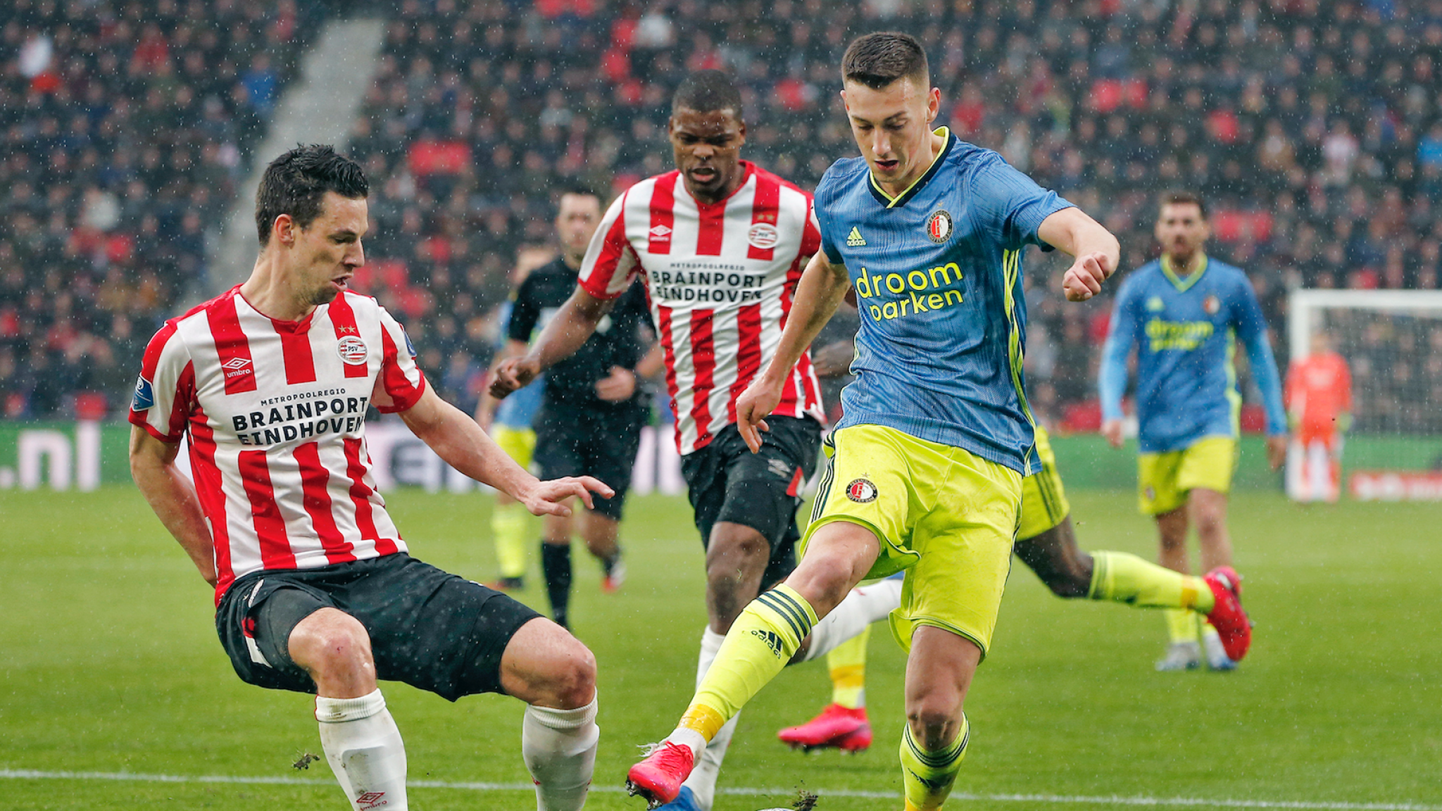 PSV en Feyenoord houden punt over aan topper in Eindhoven | RTL Nieuws