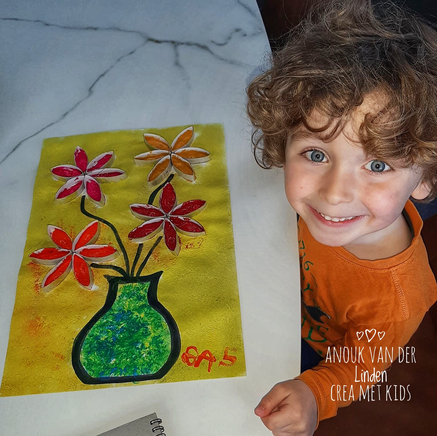 Creatief 3D schilderij maken met wc rolletjes » Crea met kids