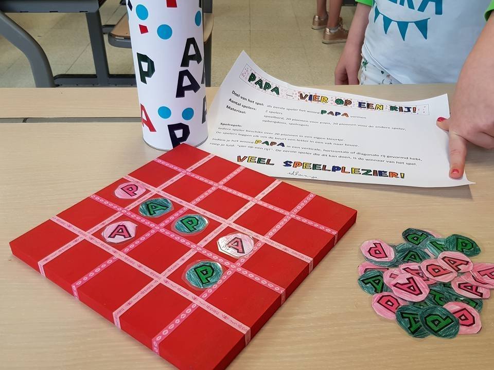 Maak het Vier op een rij spel voor Papa - Vaderdag kado tip! » Crea met kids