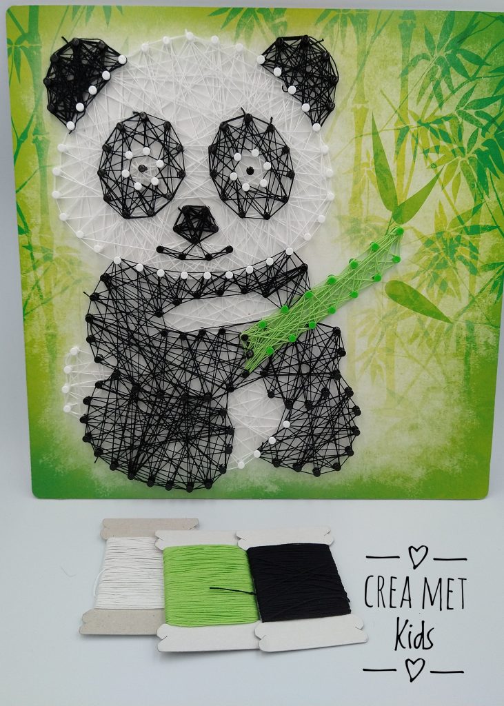 Panda maken met Ravensburger String- It » Crea met kids