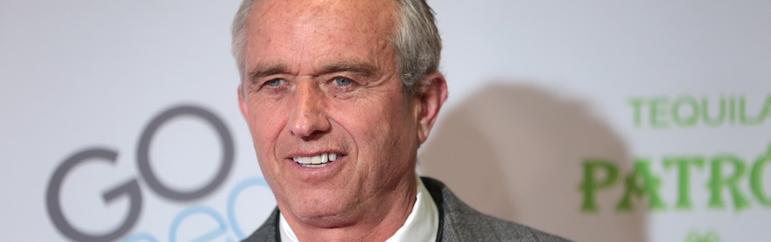 Robert F. Kennedy jr. in Berlijn: 'Vandaag spreek ik grootste menigte uit Duitse geschiedenis toe'