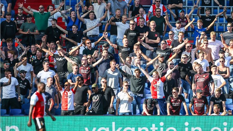 Feyenoord ontsteld over nieuwe maatregelen: 'Er is nog steeds geen bewijs dat het virus zich in stadions verspreidt' - Rijnmond