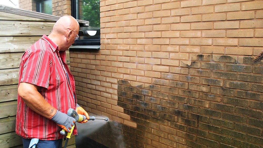 Kosten gevelreiniging wegen niet op tegen de vele voordelen