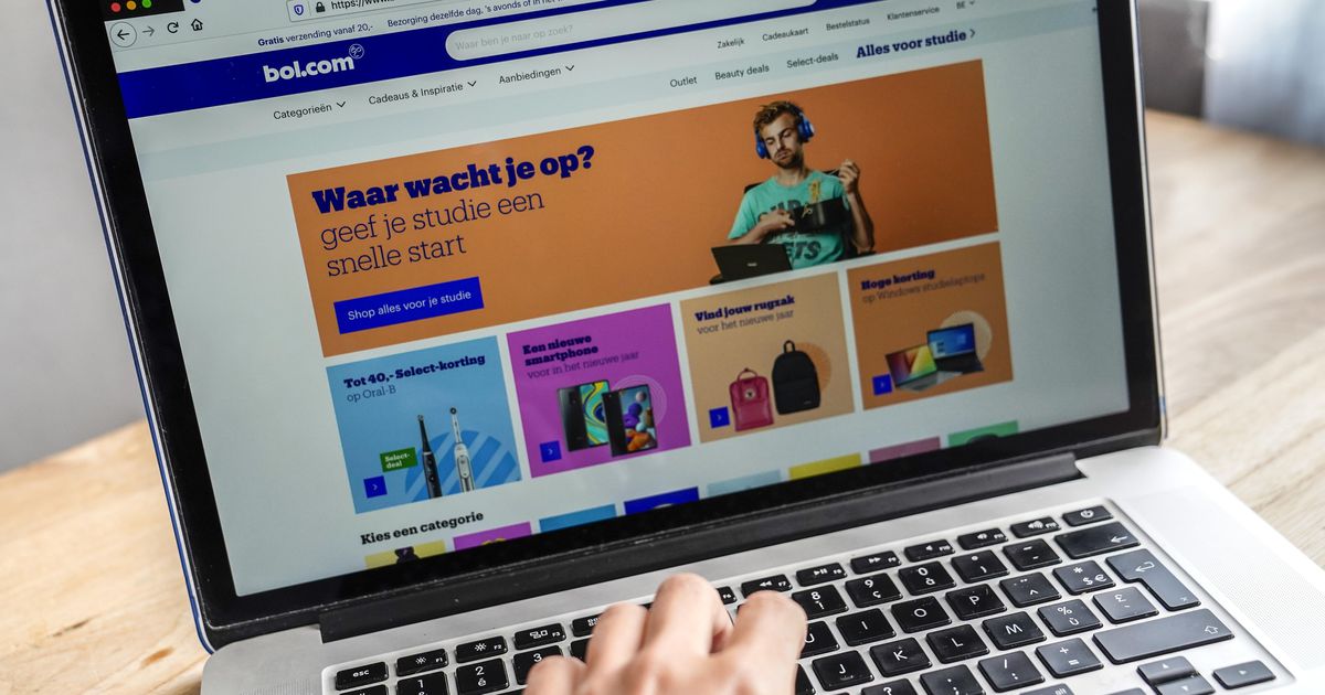 Bol.com verwijdert boeken met complottheorieën uit webwinkel | Binnenland | Telegraaf.nl