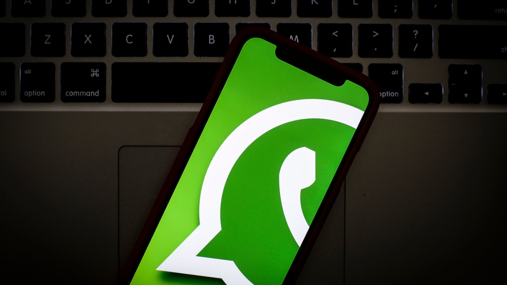 Let op: WhatsApp-oplichters steeds actiever | RTL Nieuws