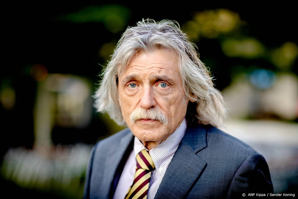 Johan Derksen: “Ik was niet doorgegaan met VI als John de Mol niet met contract had gewapperd’ – Wel.nl