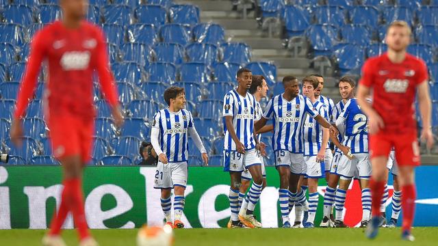 AZ lijdt tegen oppermachtig Real Sociedad eerste nederlaag in Europa League