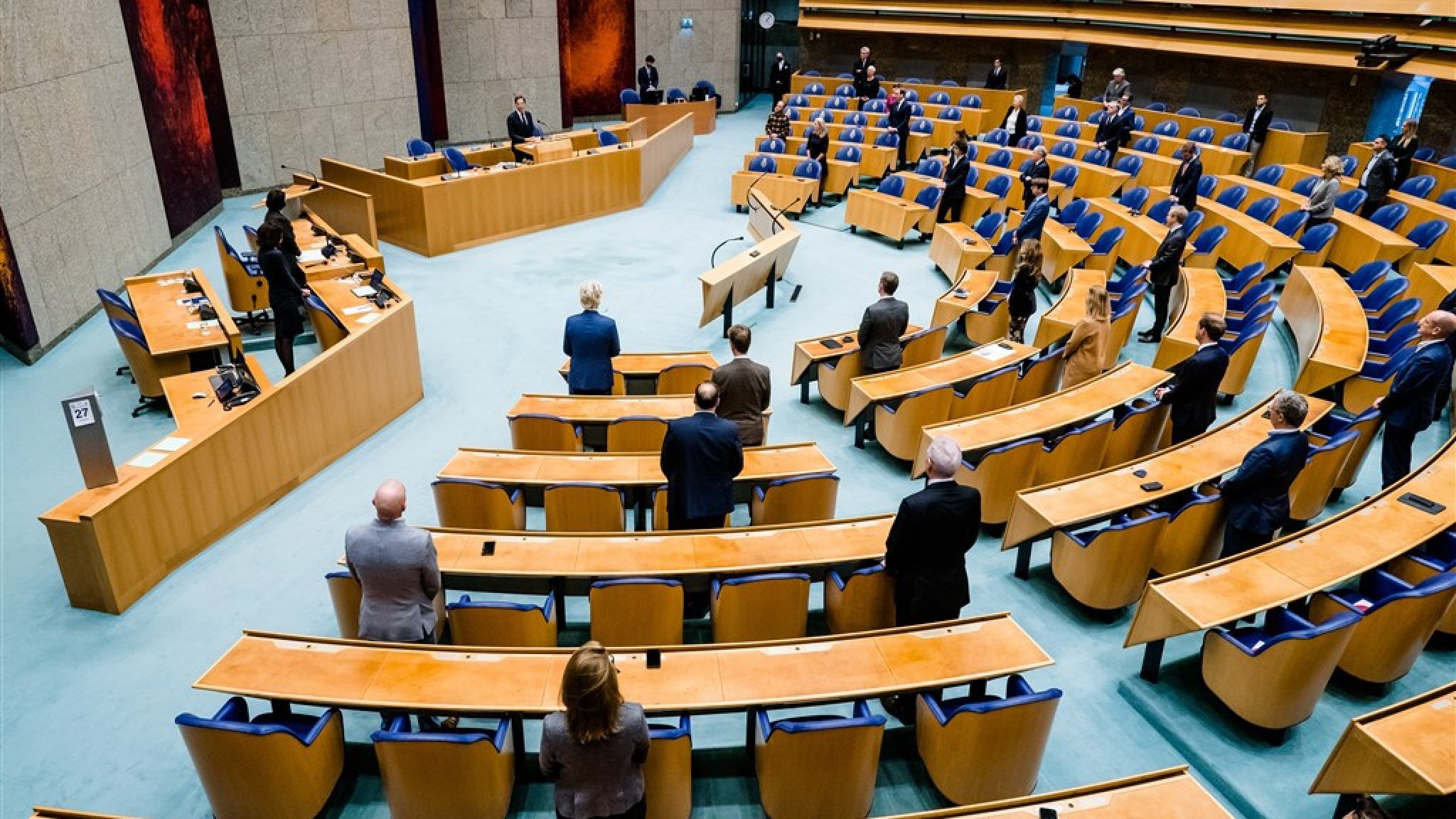 'Tientallen Kamerleden voldoen niet aan meldplicht nevenfunctie' | RTL Nieuws