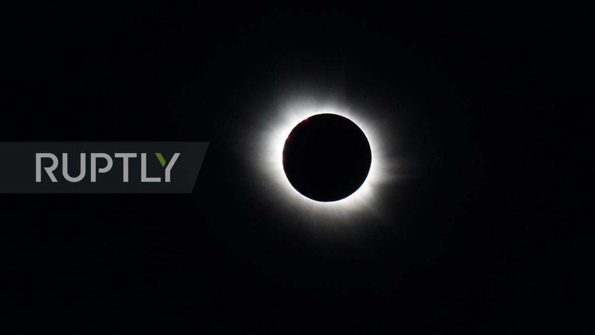 Total solar eclipse shines over the skies of Argentina | Live Ruptly