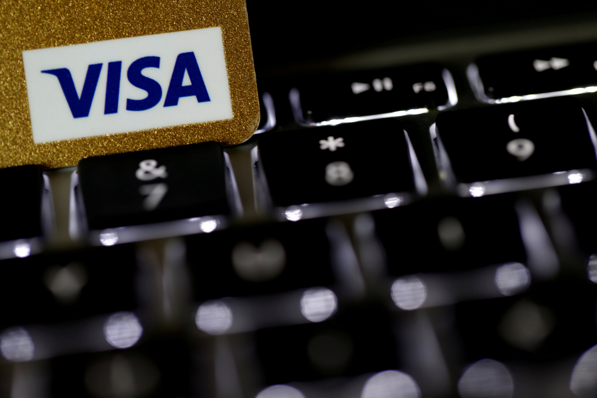 Visa en Mastercard in opspraak vanwege Pornhub - INDIGNATIE