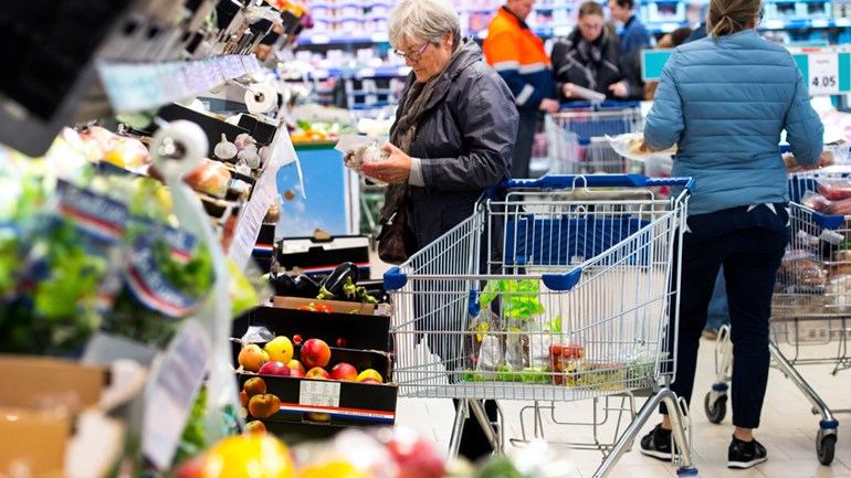 Supermarkten Den Haag mogen rond feestdagen tot middernacht open - Omroep West