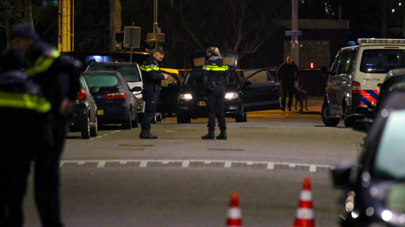 Rondvliegende kogel belandt boven bed bejaarde Rotterdamse