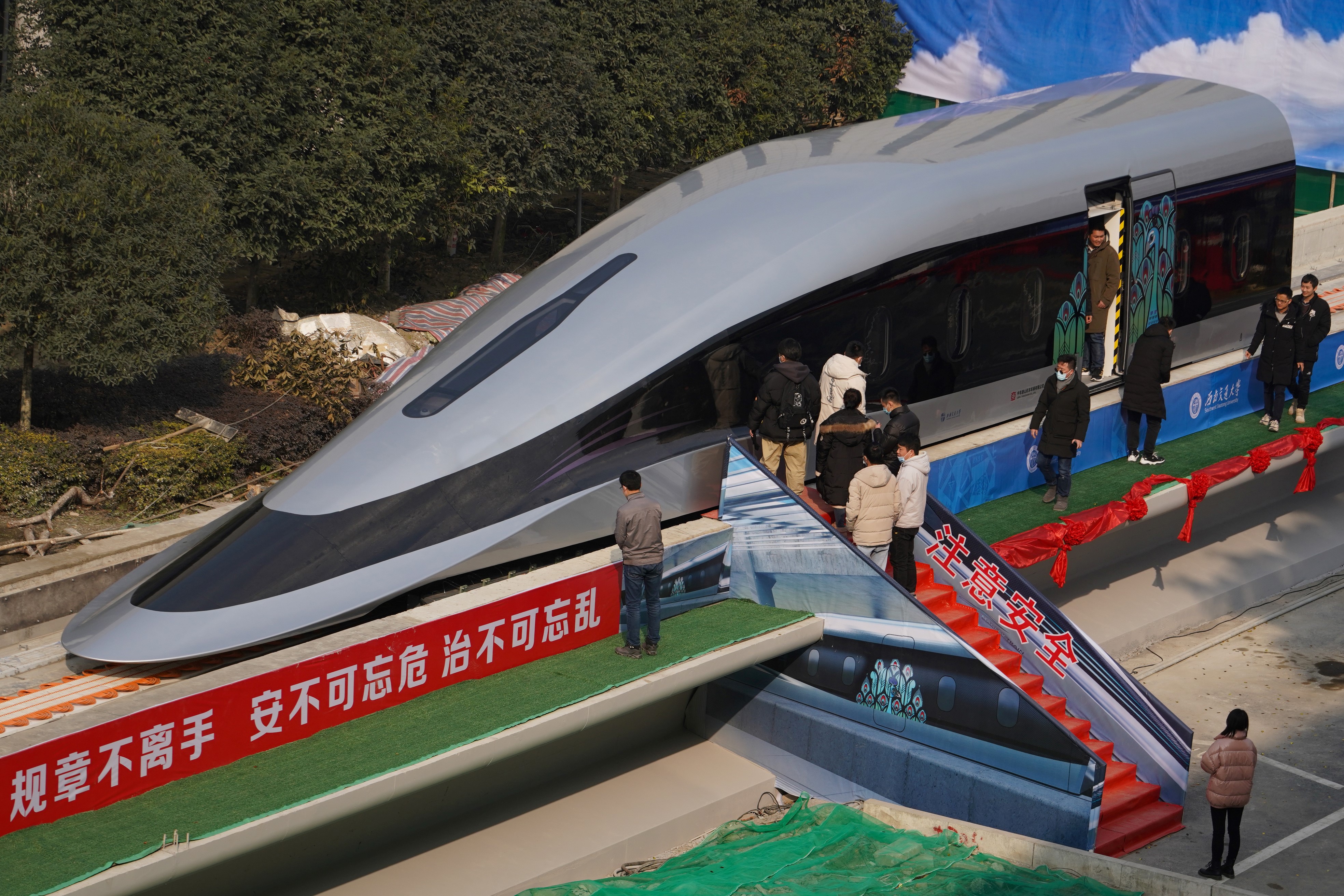 Chinees prototype trein kan 620 kilometer per uur – Wel.nl