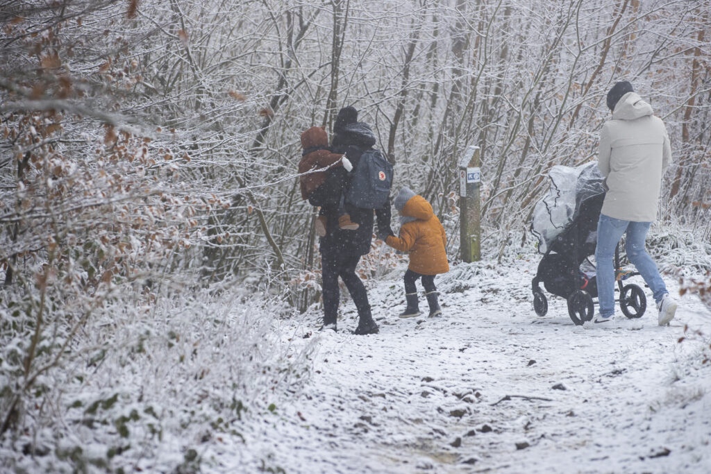 Veel boetes uitgeschreven in sneeuwgebied rond Drielandenpunt