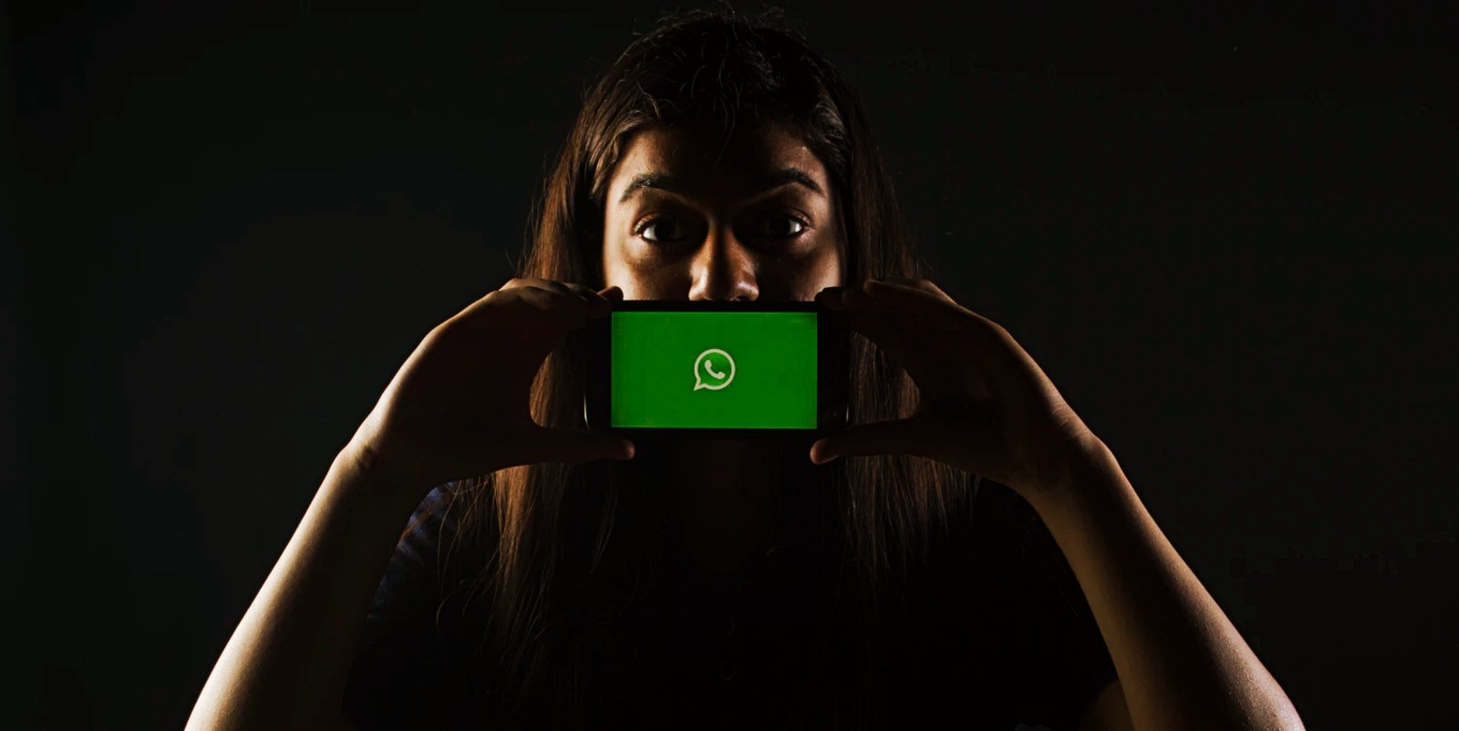 WhatsApp: Share your data with Facebook or delete your account