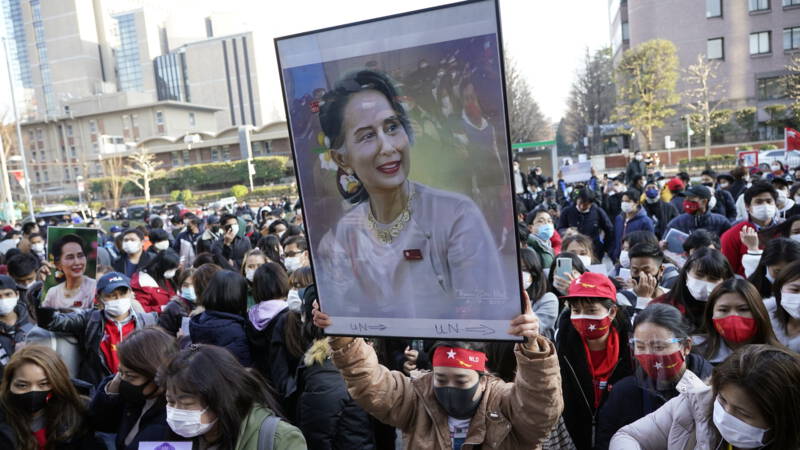 Nog geen levensteken van Aung San Suu Kyi, partij eist haar vrijlating