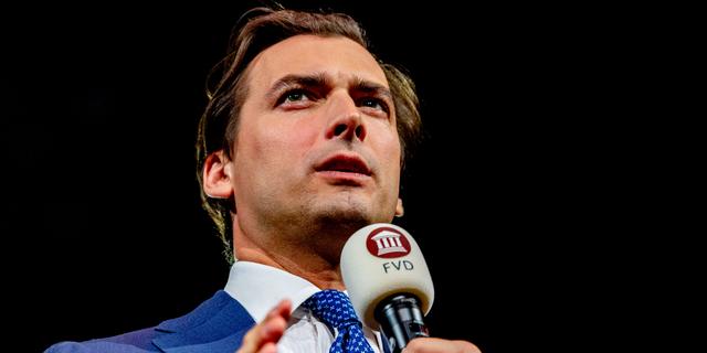 OM opent strafrechtelijk onderzoek naar Baudet om geen afstand houden in Urk