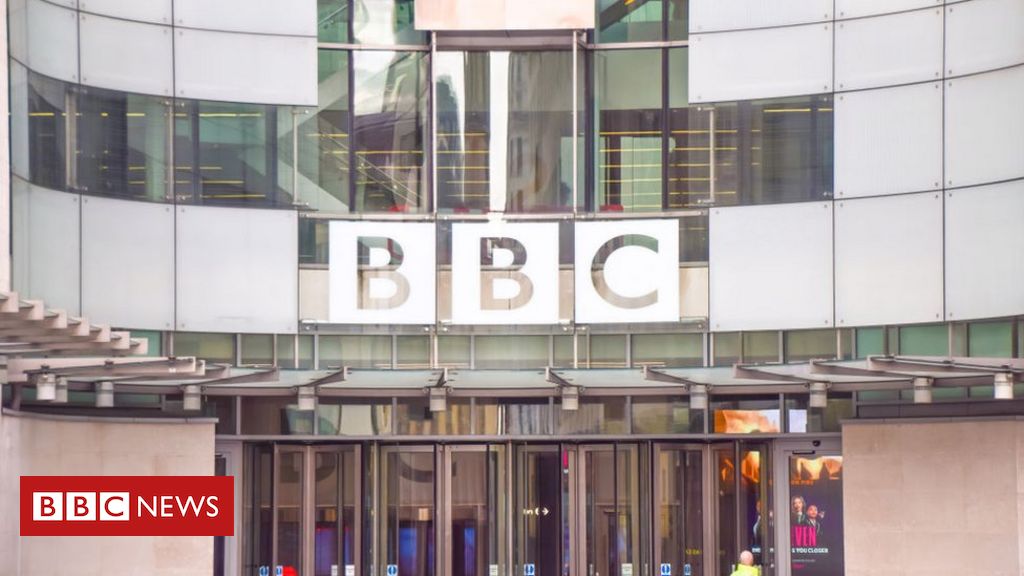 China bans BBC World News from broadcasting - BBC News