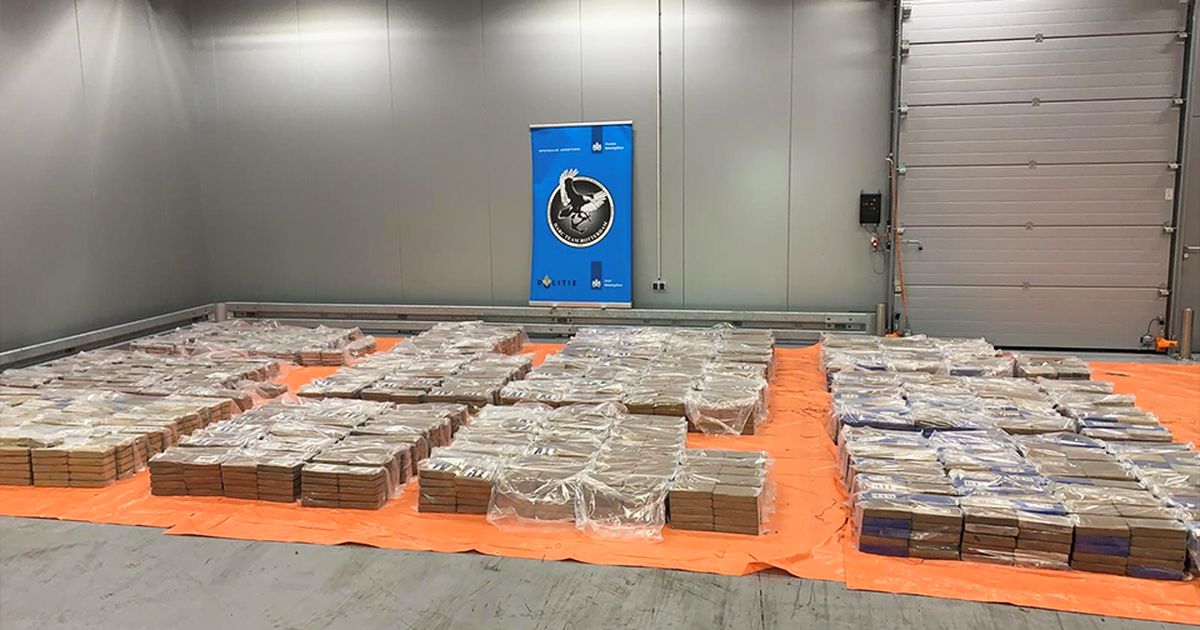 Voor 300 miljoen euro aan cocaïne onderschept in haven Rotterdam | Binnenland | Telegraaf.nl