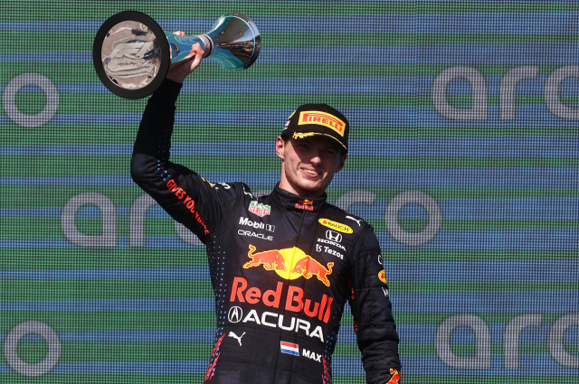 Max Verstappen wint Grand Prix van de Verenigde Staten: 'Het was niet makkelijk' - Verstappen.com