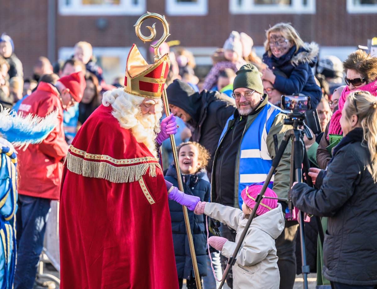 In Breda organiseren burgers zelf Sinterklaasfeest mét Zwarte Piet: “Wij geven deze traditie nooit uit handen” - NieuwRechts.nl