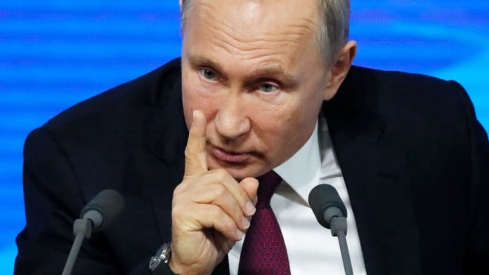 Poetin: “Het bal van de vampier loopt ten einde” | HOME | DeBataafscheCourant