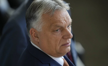 “Politico”: EU wil Viktor Orbán´s buitenlands-politieke top boycotten. Reden zouden zijn bezoeken aan Rusland en China zijn | E.J. Bron